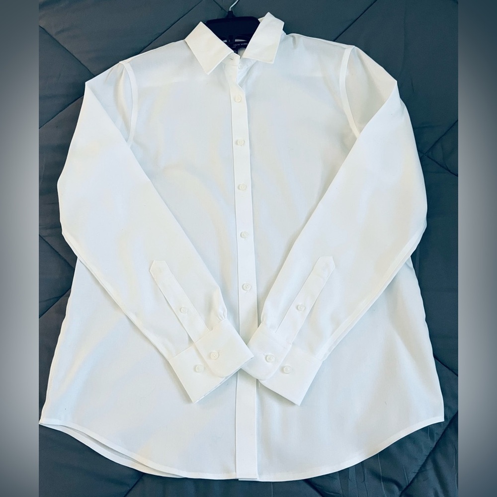 NWOT JONES NEW YORK (Signature) Classic Button-Front Women's Blouse. Size: Small - Picture 3 of 10